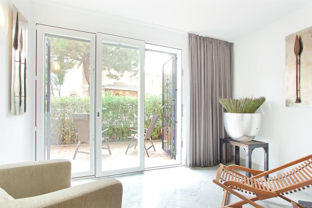 White Pearl Beach Elviria Marbella Bagian luar foto